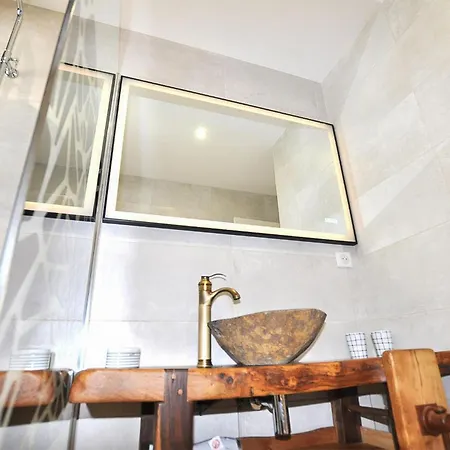 Lovely In Semesterbostad